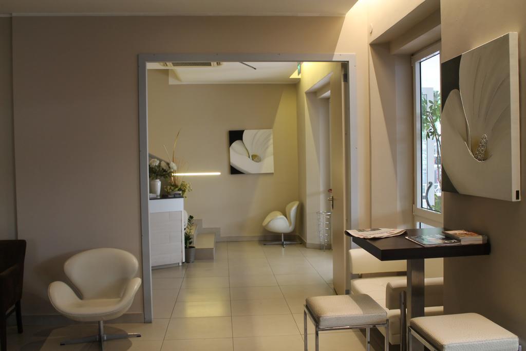 Hotel Sant'Elena ริมินี ภายนอก รูปภาพ