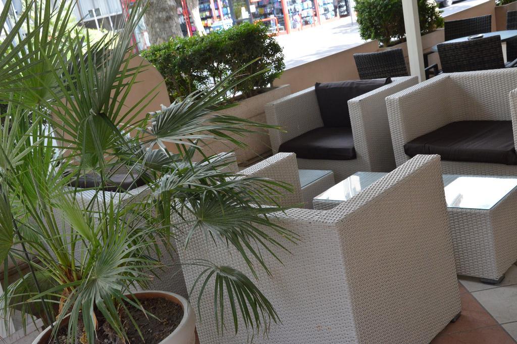 Hotel Sant'Elena ริมินี ภายนอก รูปภาพ